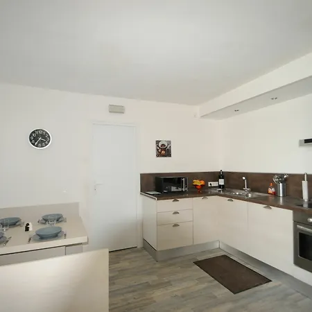 Les Oliviers Apartment *